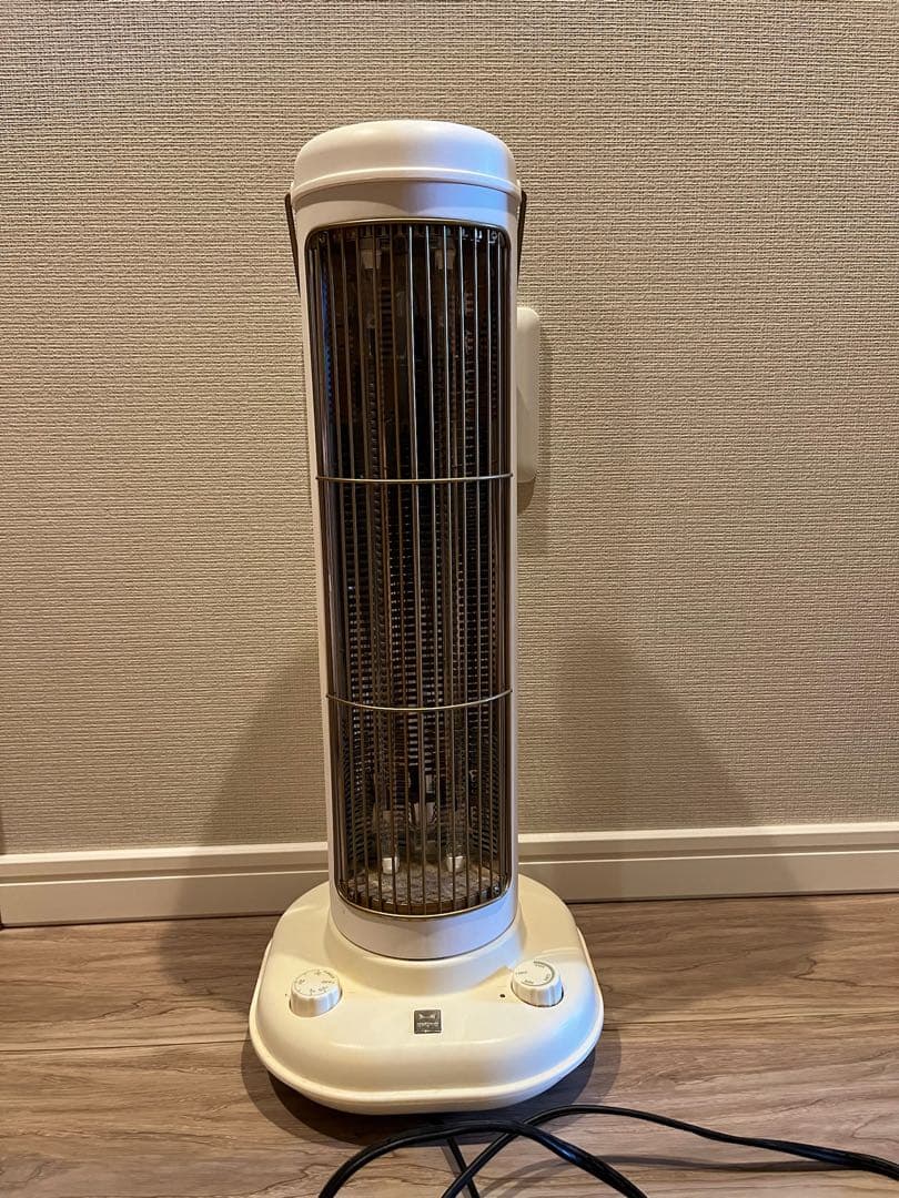 BRUNO カーボンヒーター 白　遠赤外線