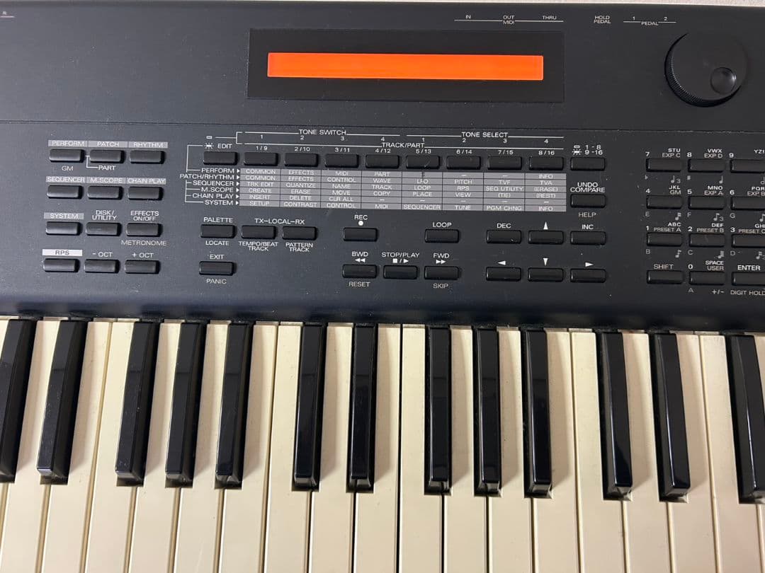 Roland シンセ XP-50「ジャンク品」ケース・エキスパンションボード付