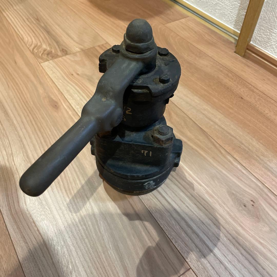 機関車　ブレーキバルブ