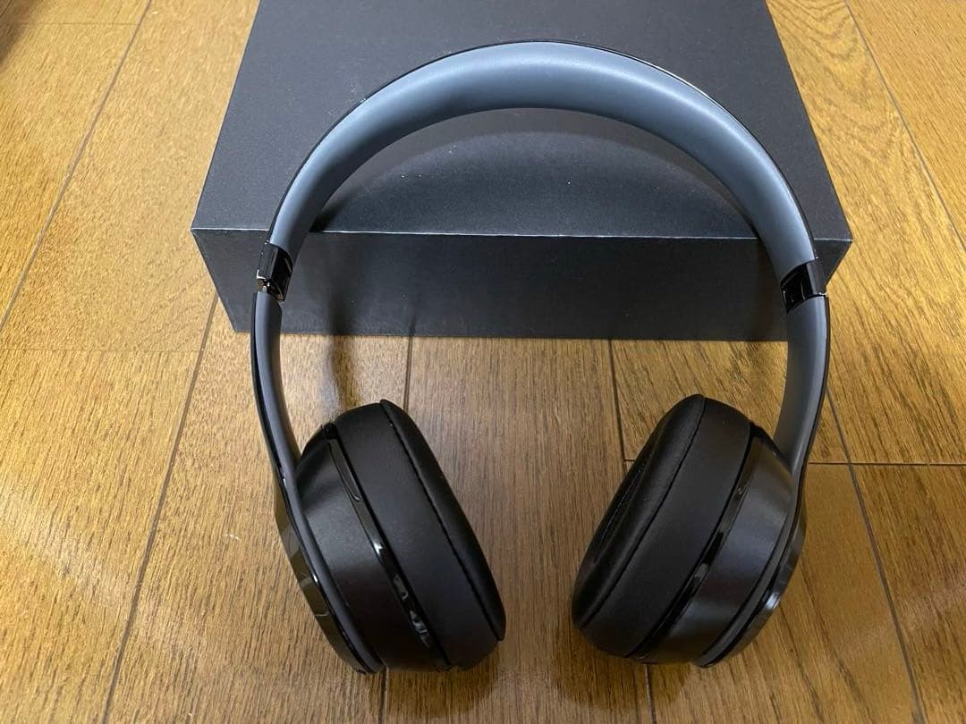 Beats Solo 2 Wireless ブラック