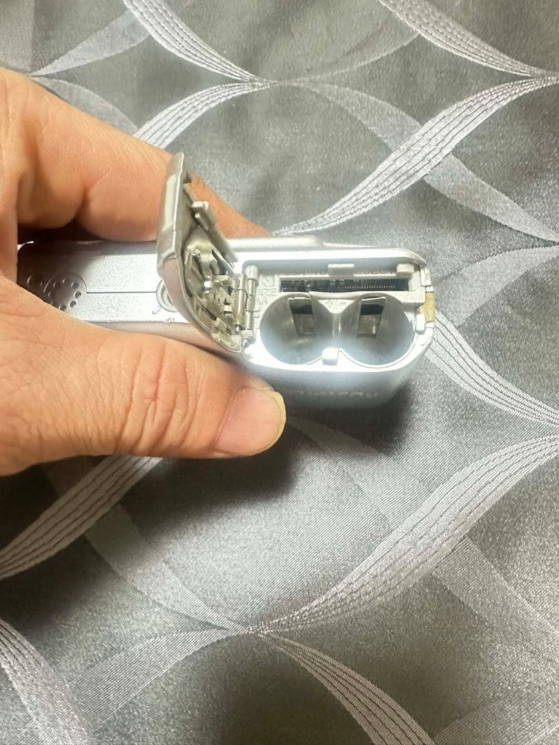 FUJIFILM 12.2メガピクセル デジタルカメラ