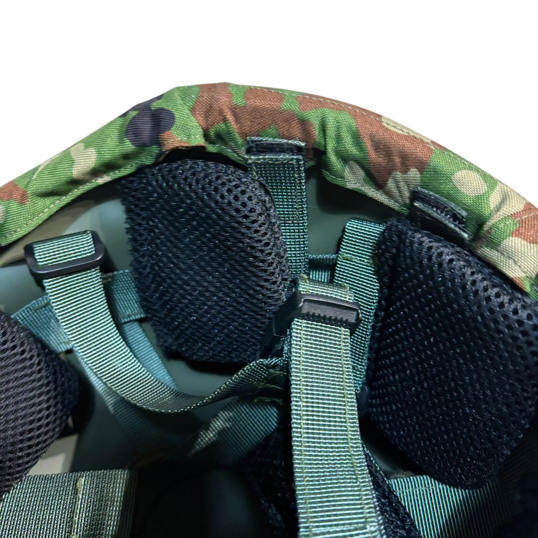 【美品】陸上自衛隊 88式鉄帽 レプリカ品 鉄帽覆い ゴム 4点顎紐