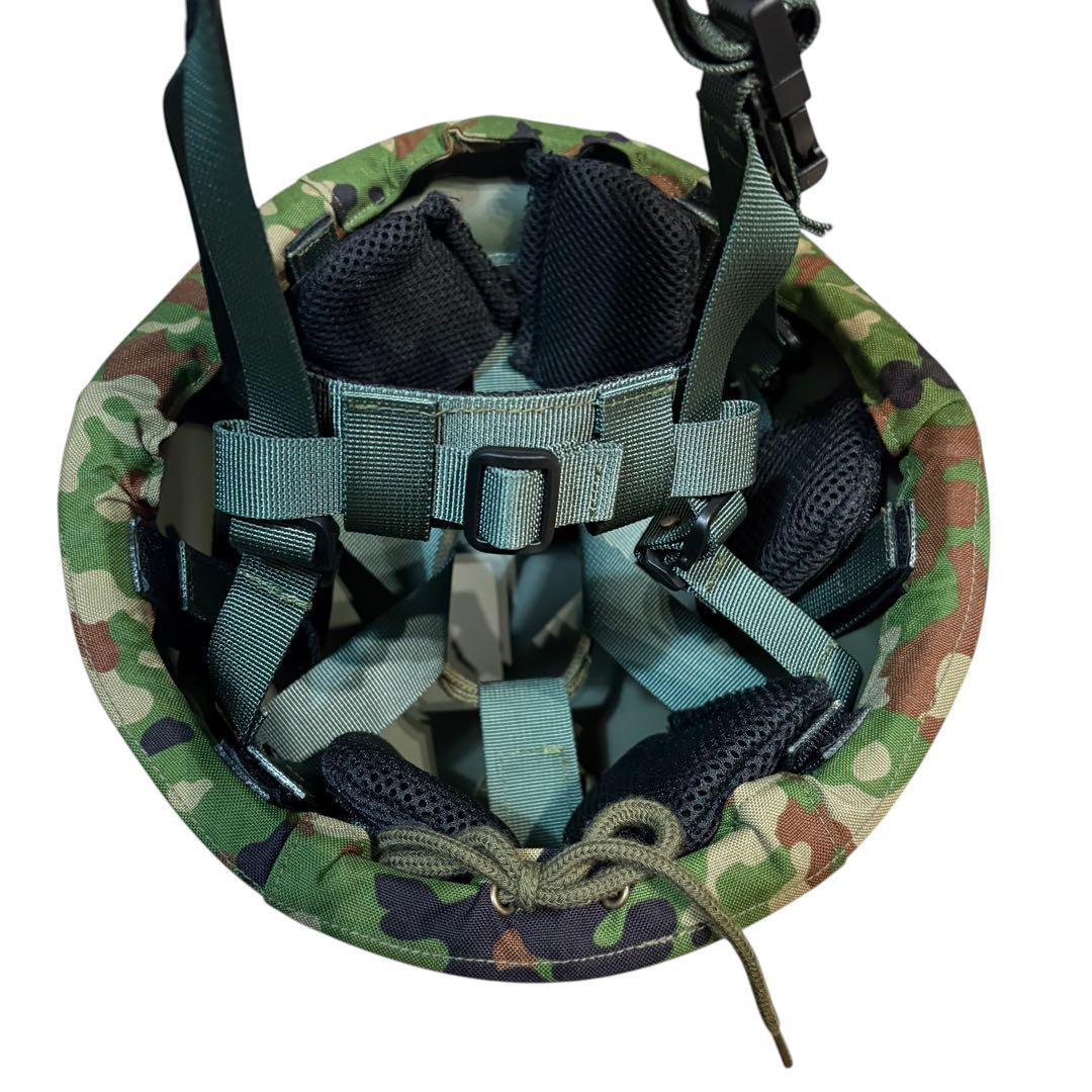 【美品】陸上自衛隊 88式鉄帽 レプリカ品 鉄帽覆い ゴム 4点顎紐