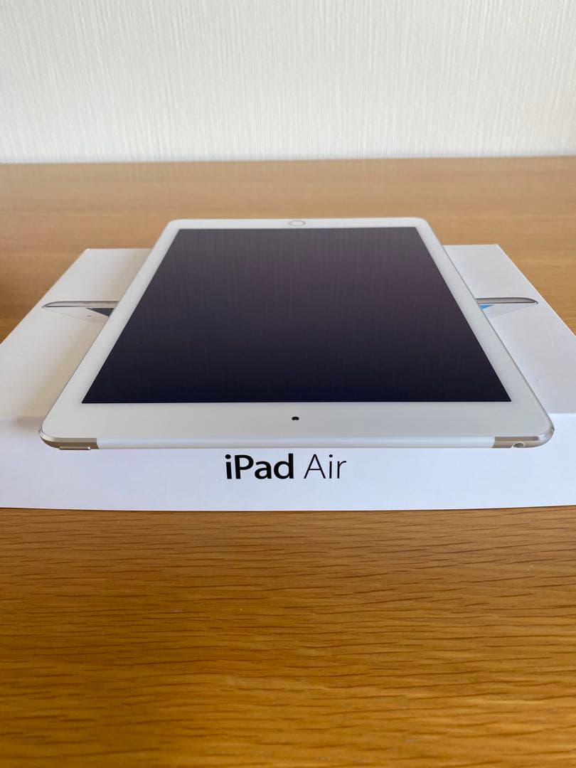 美品　iPad Air 32GB 付属品完備　iPad本体