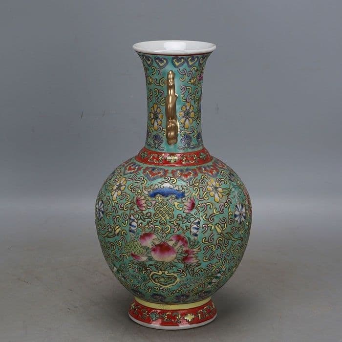 大清乾隆粉彩花卉蒔金両耳瓶 景徳鎮 陶磁器 装飾品 現代工芸品 美術品 置物