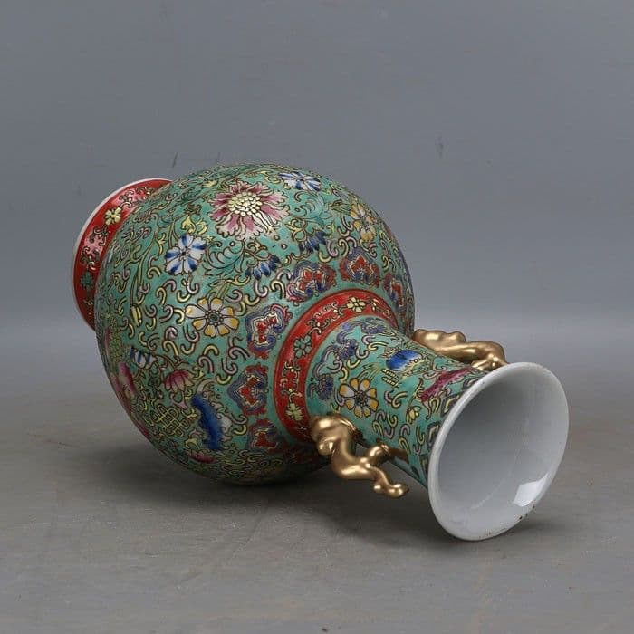 大清乾隆粉彩花卉蒔金両耳瓶 景徳鎮 陶磁器 装飾品 現代工芸品 美術品 置物