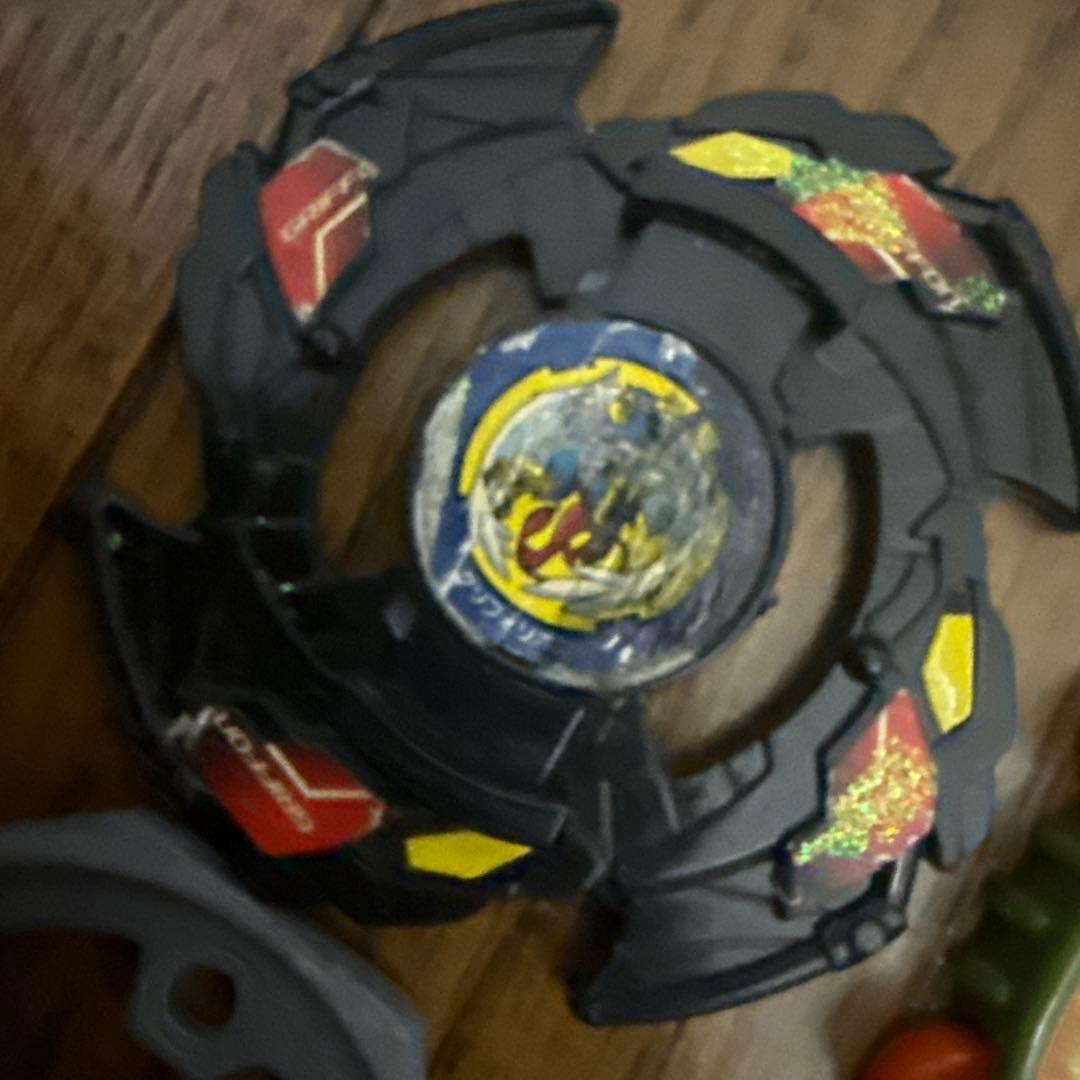 ベイブレード　状態悪いもの多いので説明文必読　　(箱は空箱)