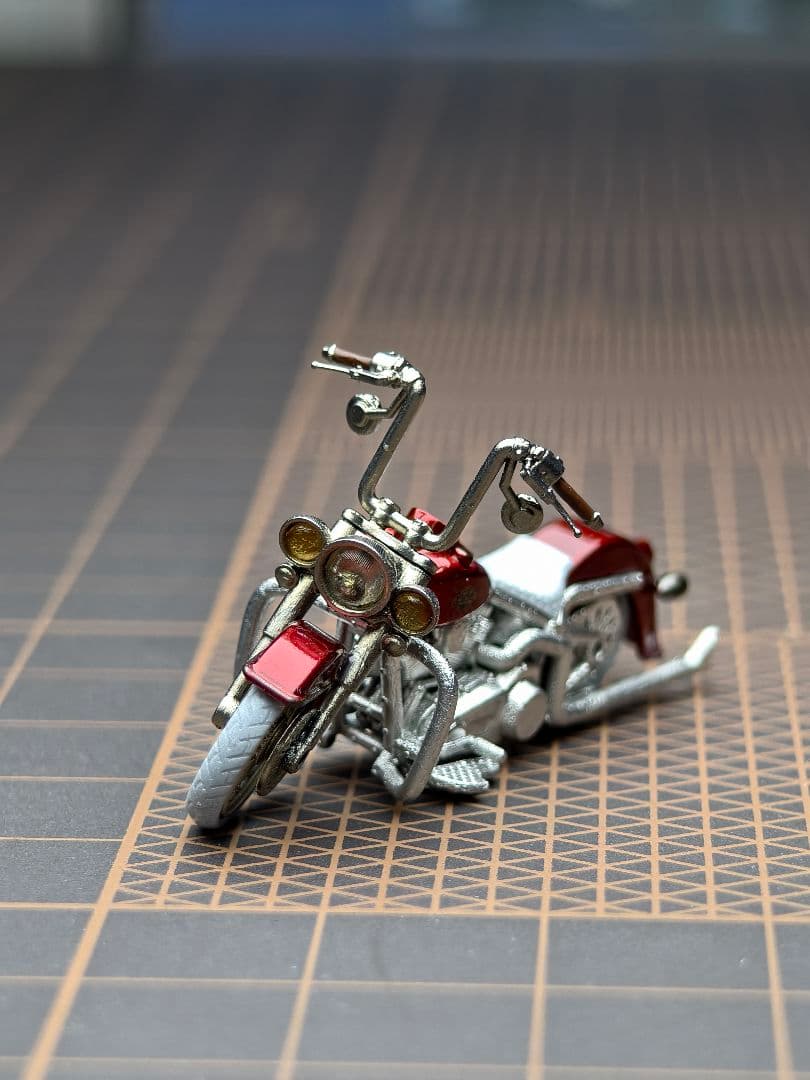 1/64 ハーレー風 チョッパー バイク ミニチュアモデル メタリックレッド