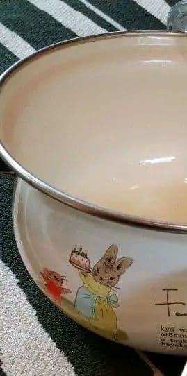 ♣４０年前のヴンテージ品⬛希少なエジリーホーローファミリーバニーシリーズ2鍋