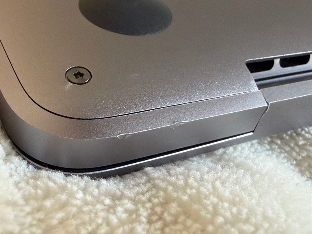 MacBook本体 Macbook Pro 2018 15inch i7 16GB 256GB