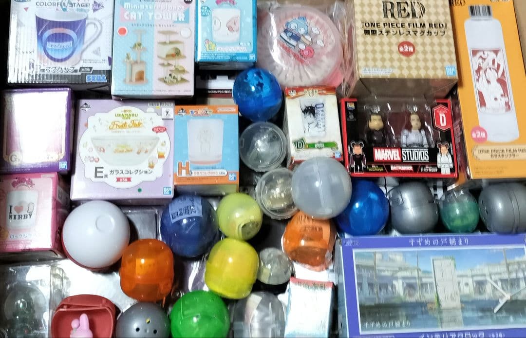 大量 まとめ売り ノンジャンル 紙類 ポストカード シール クリアファイル 1