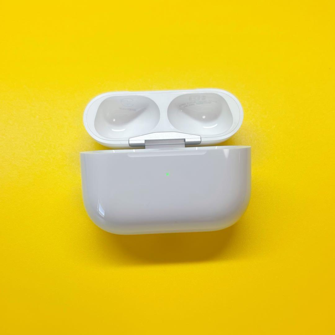 AirPods Pro 第2世代　充電ケース　最新　エアーポッズプロ