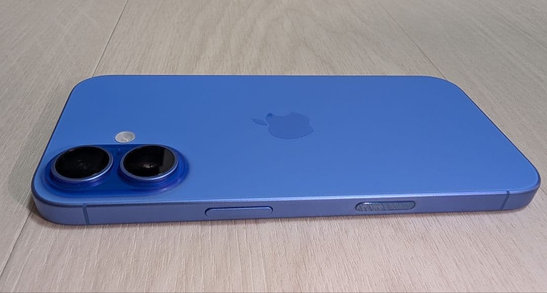 iPhone 16 128GB SIMフリー　ウルトラマリン