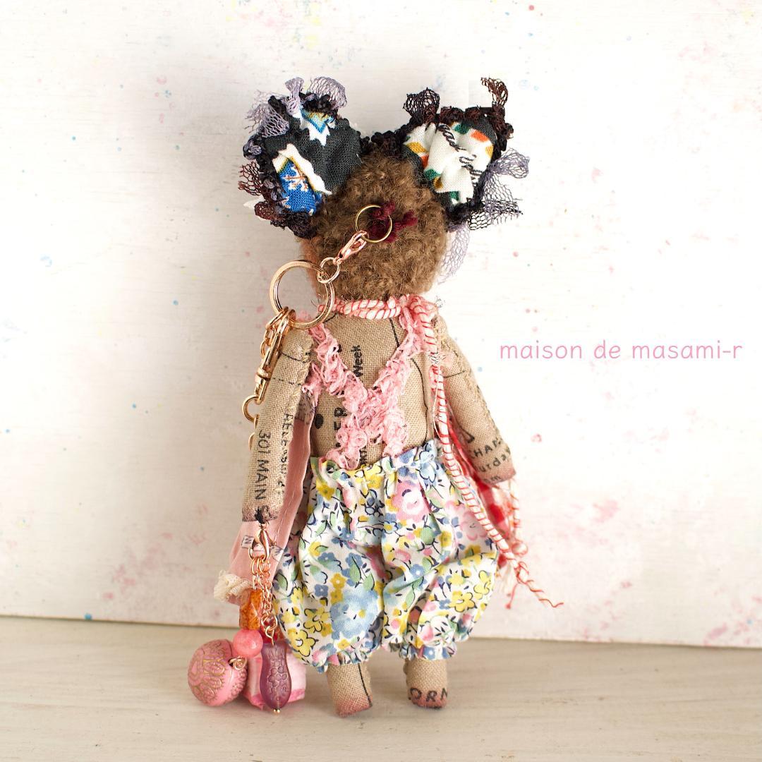 サビ猫のミニぬいぐるみ 14cm バックチャーム付き リバティ