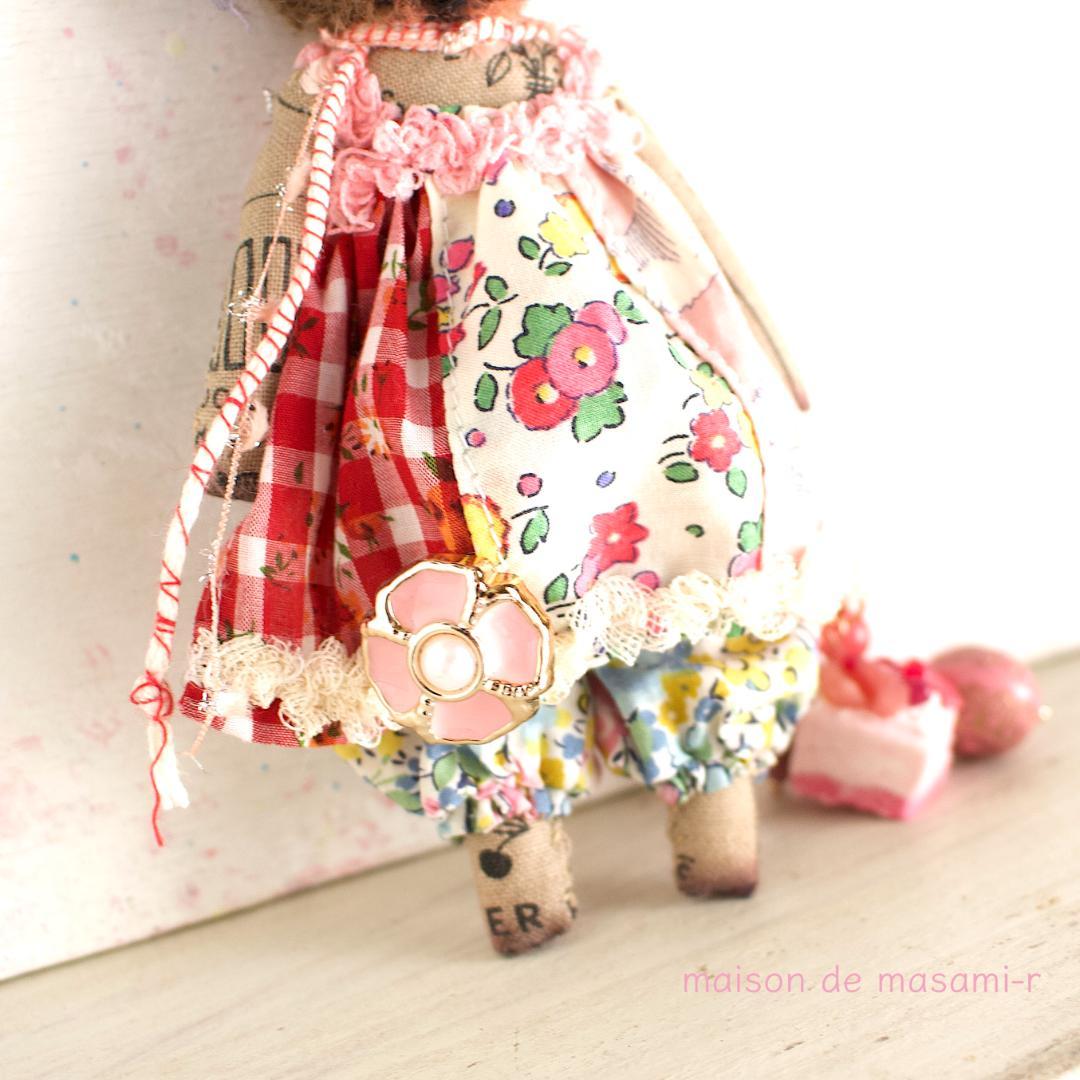 サビ猫のミニぬいぐるみ 14cm バックチャーム付き リバティ