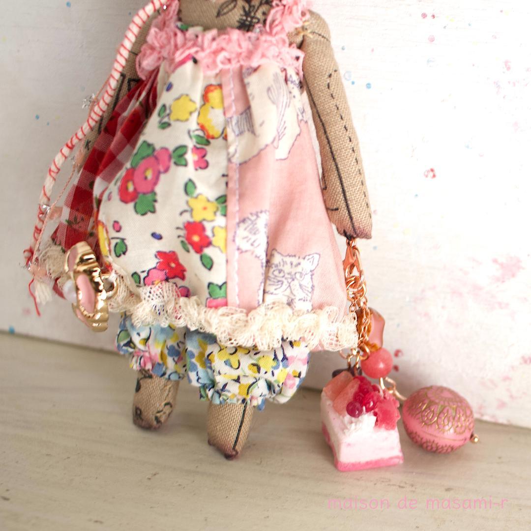 サビ猫のミニぬいぐるみ 14cm バックチャーム付き リバティ