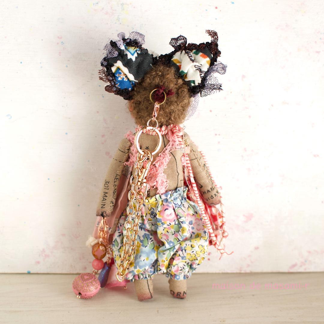 サビ猫のミニぬいぐるみ 14cm バックチャーム付き リバティ