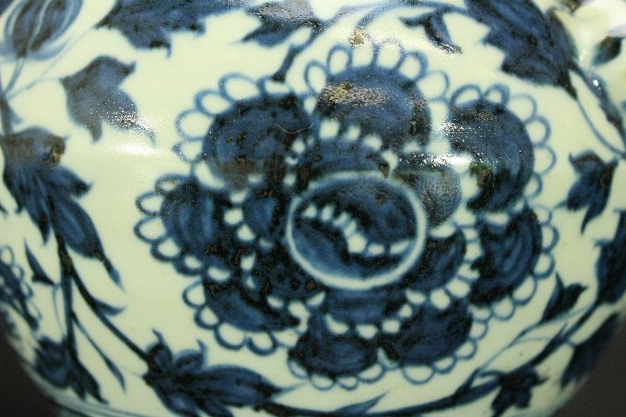 中国美術 青花 纏枝蓮花紋 獣耳 壷 高18.2cm(LC515)