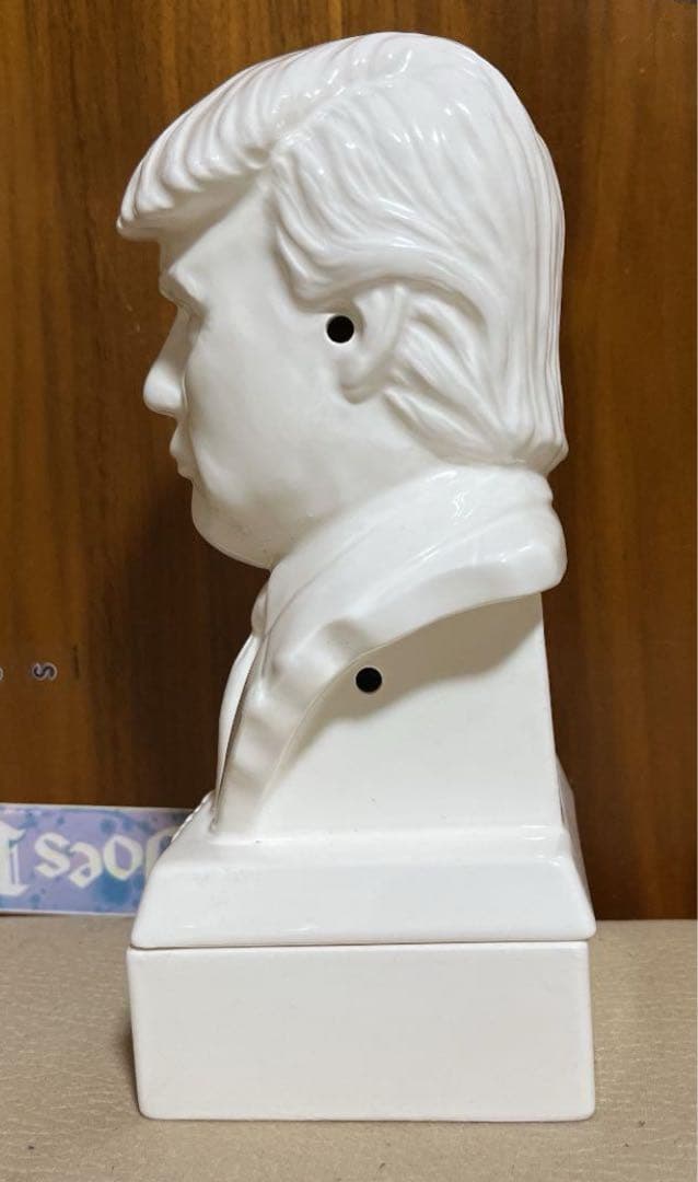 ネイバーフッド　トランプ大統領 陶器胸像