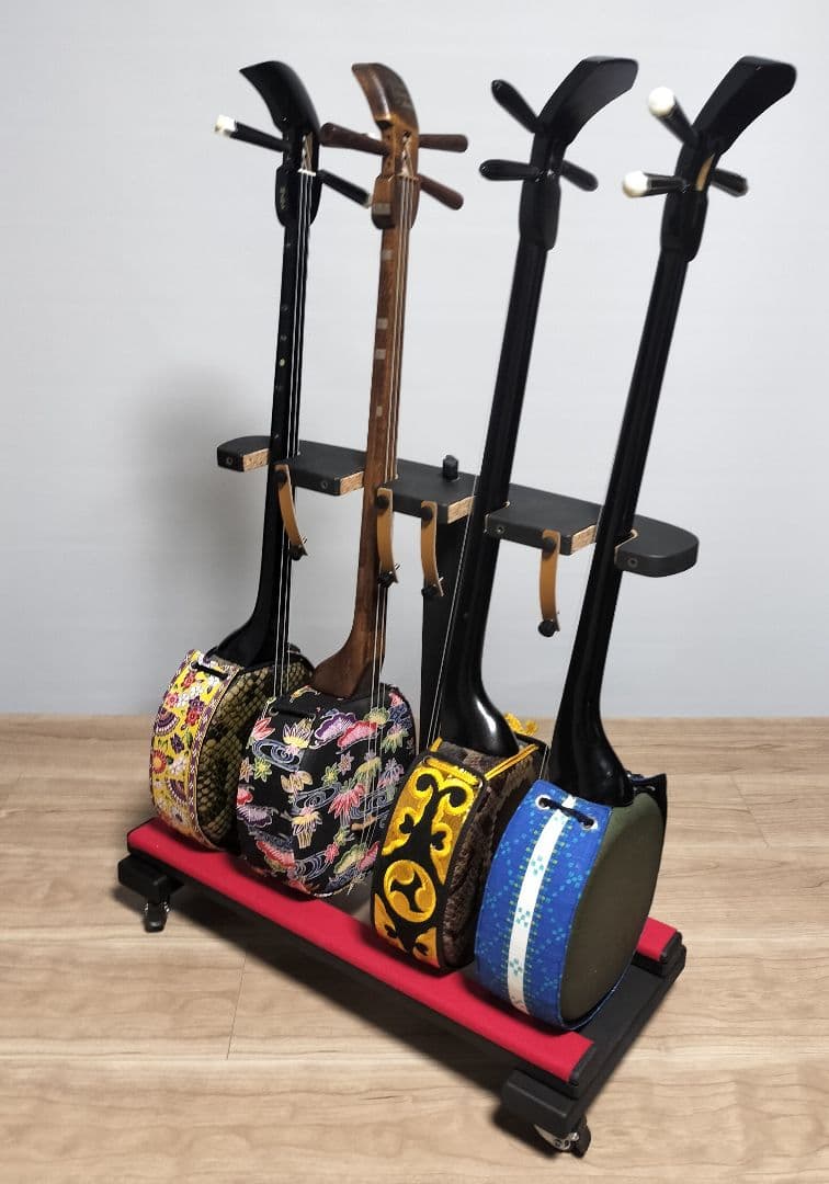沖縄三線スタンド ４丁用（三線/ウクレレ／ギタレレ）