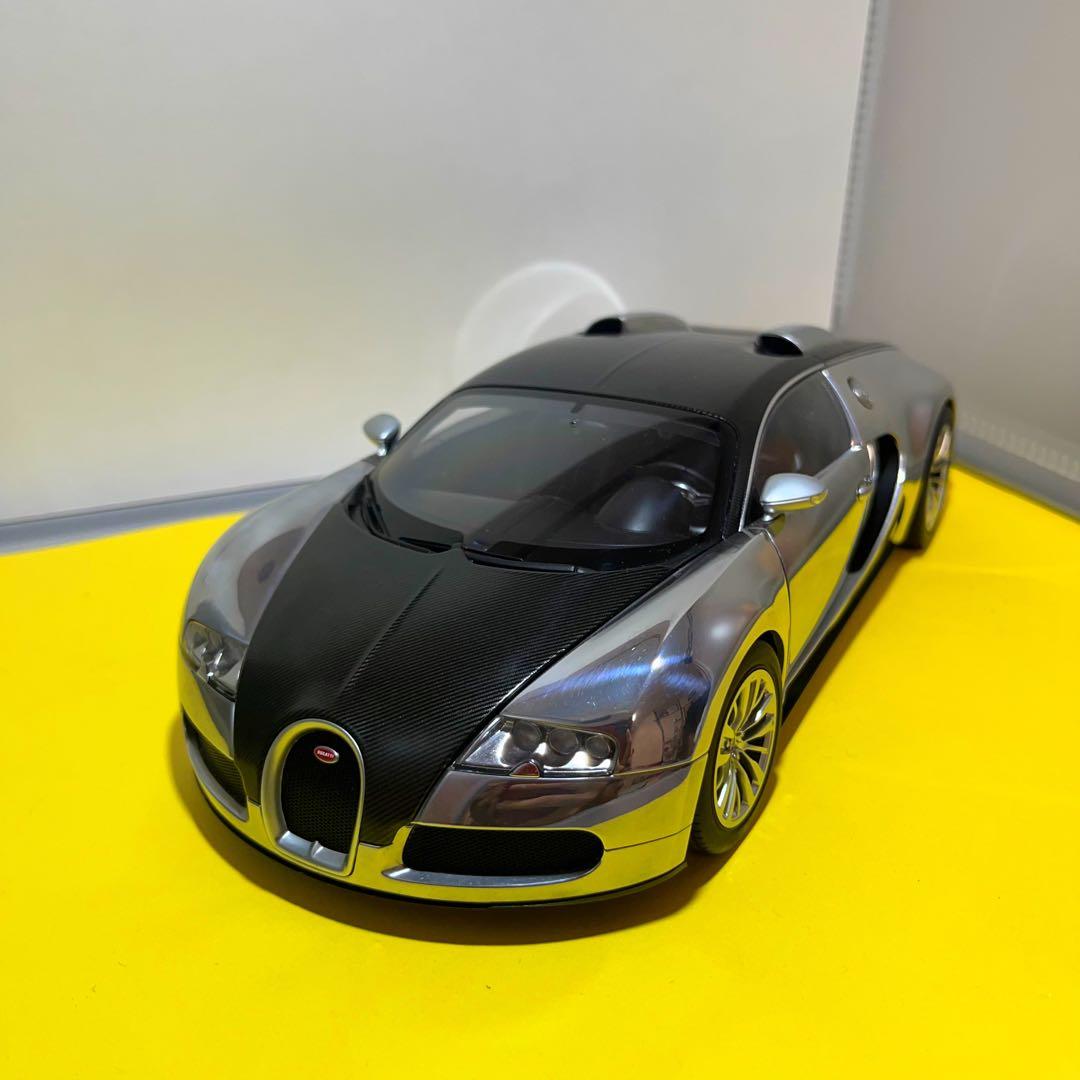 【大幅値下げ！】オートアート　1/18 ブガッティ ヴェイロン