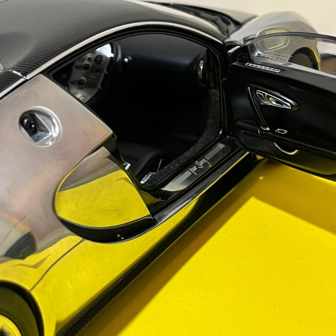 【大幅値下げ！】オートアート　1/18 ブガッティ ヴェイロン