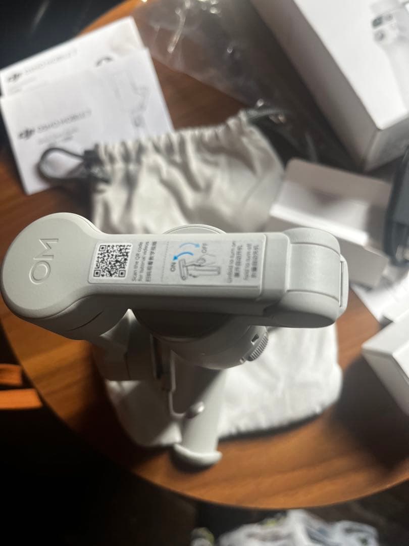 DJI Osmo Mobile 7 スタビライザー