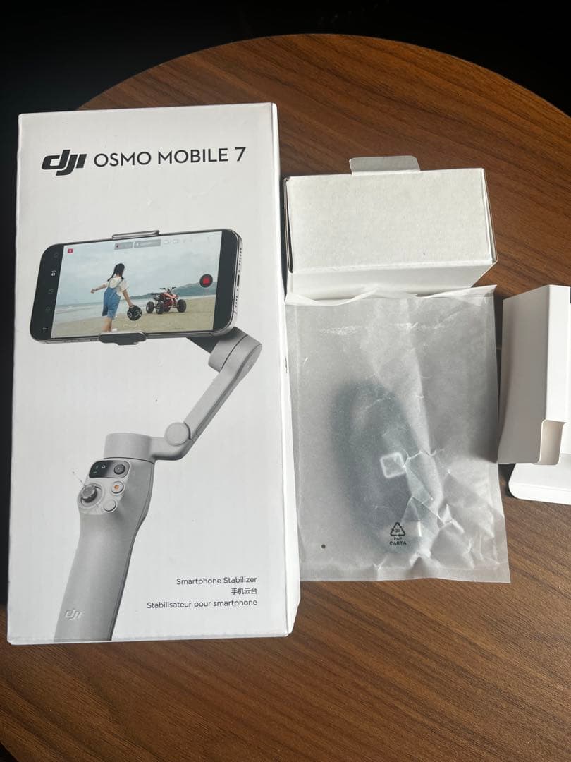 DJI Osmo Mobile 7 スタビライザー