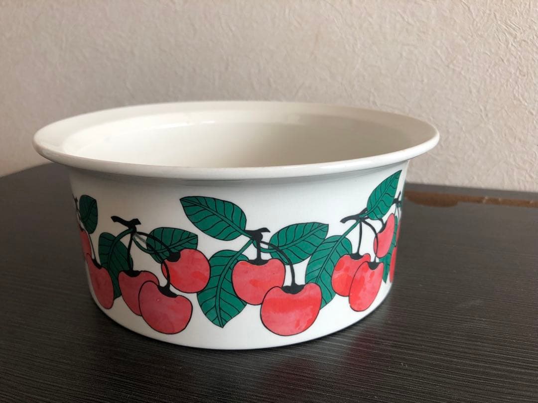 アラビア　キルシッカ　18cmボウル　arabia kirsikka