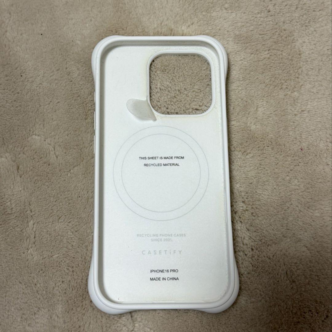 CASETiFY iPhone16Pro 白 シリコンケース 美品