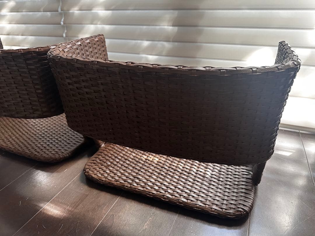 ブラウンラタン風座椅子2脚セット(フレームのみ)