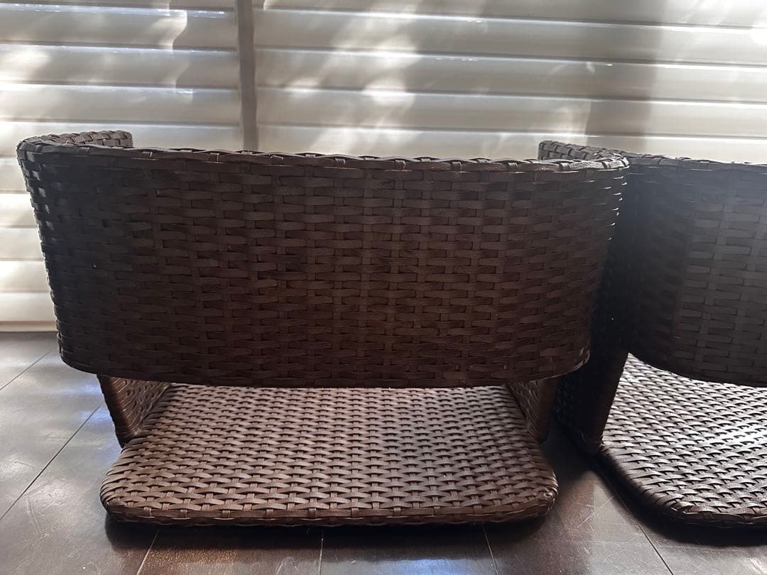 ブラウンラタン風座椅子2脚セット(フレームのみ)