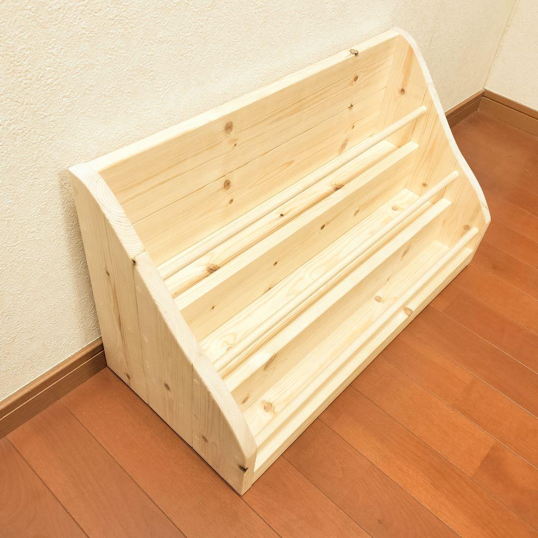 表紙の見える絵本棚　ブックシェルフ