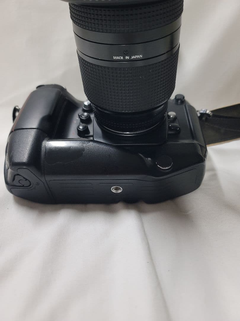 Nikon F4 一眼レフカメラ MB-21付き　ジャンク