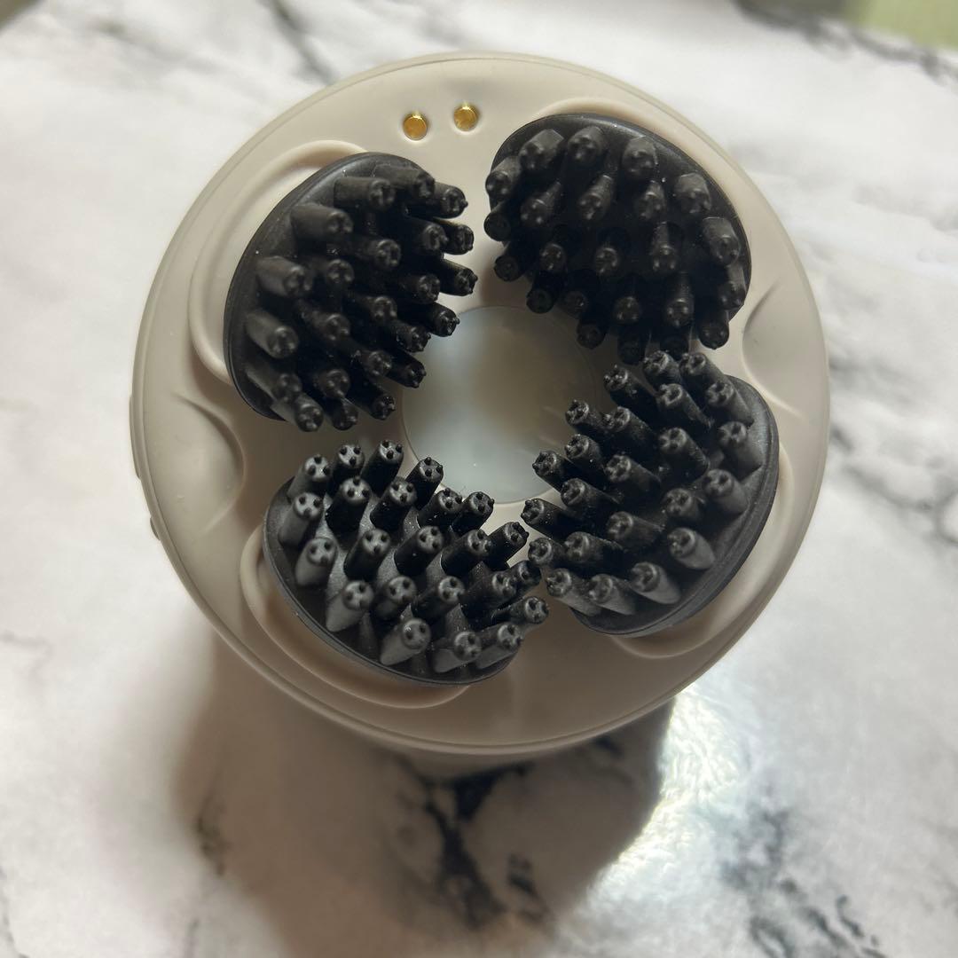 フェスティノ　充電式EMSヘッドスパプレミアム