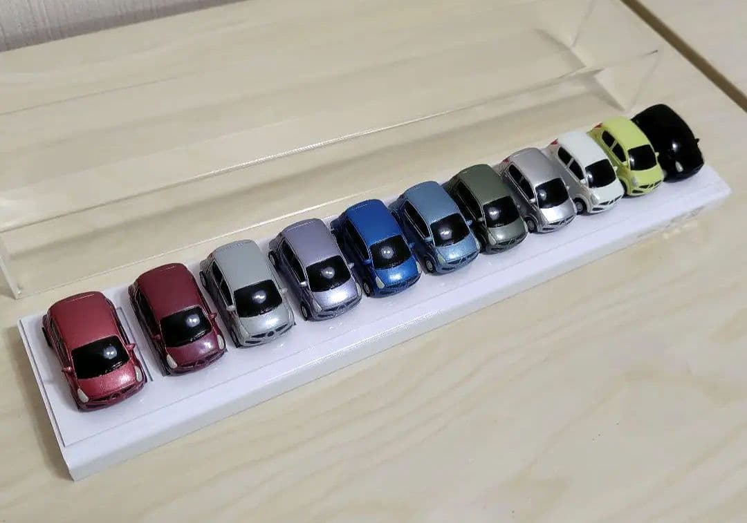 スバル SUBARU R2＜RC1＞ミニカー11色セット非売品　ストラップおまけ