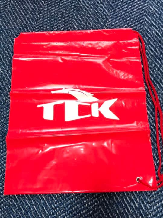 ミルコ・デムーロ騎手　サイン入り競馬新聞