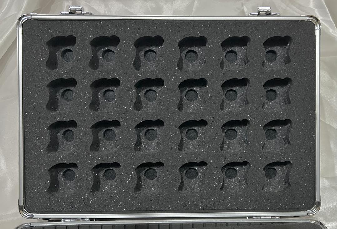 サ*郎様 ケースのみ商品 ベイブレードX 収納box ギアケース B級品 おまけ