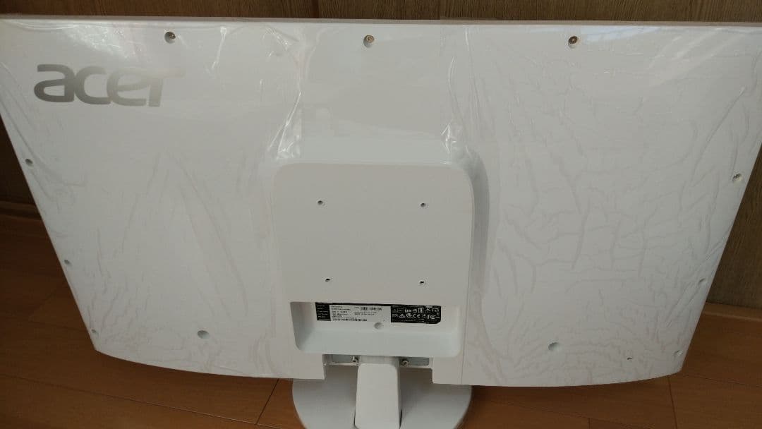 Acer 31.5型IPS半光沢液晶ディスプレイ ER320HQwmidx