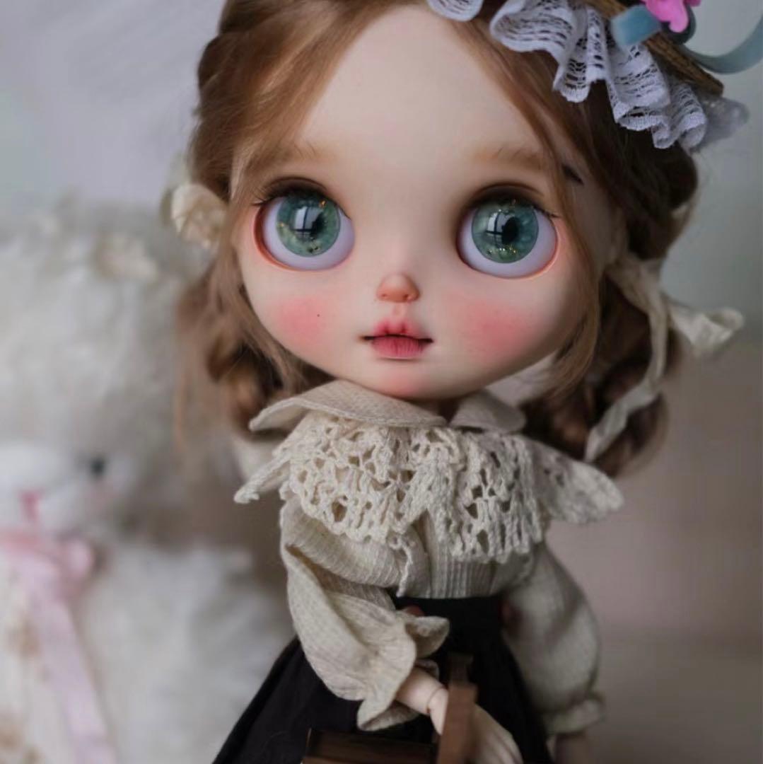 カスタムブライス 人形 海外作家様 カスタムドール 兎と桔梗草