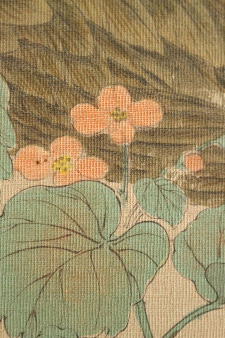 No5393 掛軸　印刷　在印　春山　工芸　牡丹孔雀図　絹本着色　花鳥　送料無料