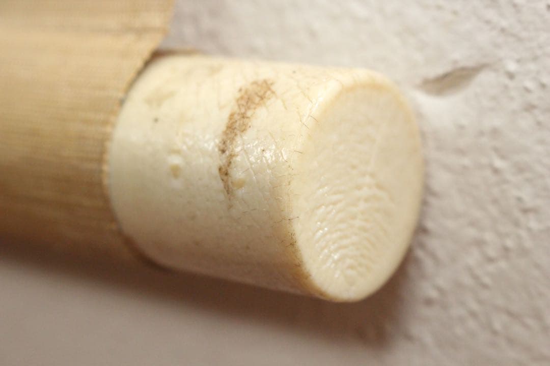 No5393 掛軸　印刷　在印　春山　工芸　牡丹孔雀図　絹本着色　花鳥　送料無料