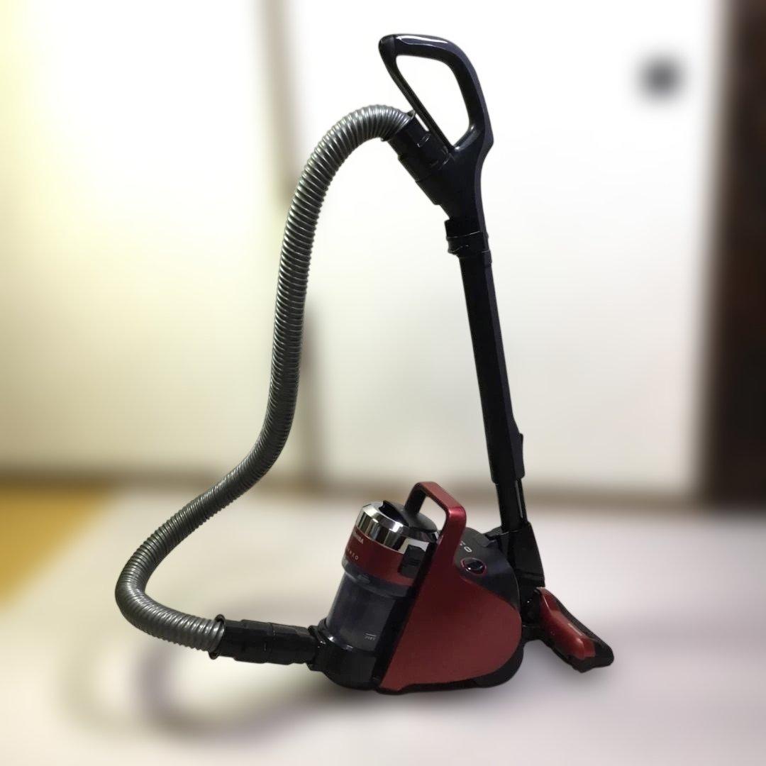TOSHIBAサイクロン掃除機 トルネオ VC-JS6000(R) 2018年製
