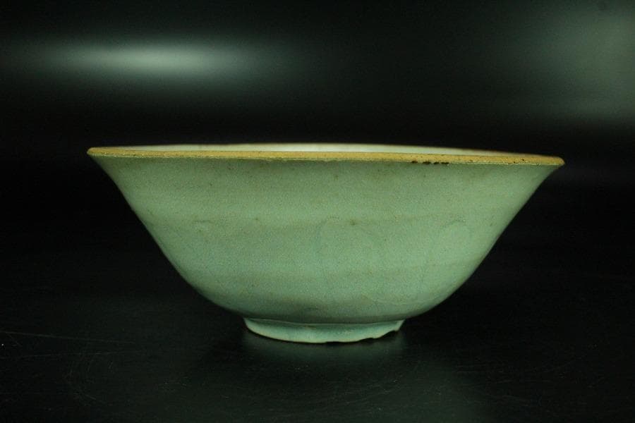 中国美術 青影 刻草紋 碗 茶道具伝来(K-RC995)