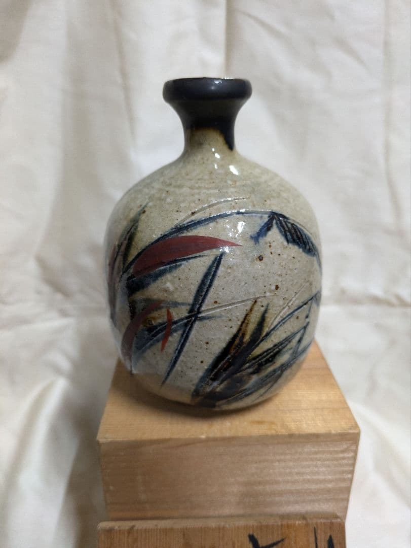 琉球　胡差焼　国井一色　徳利