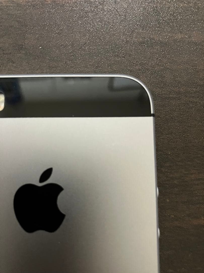 Apple iPhone SE (第1世代) 64GB スペースグレイ