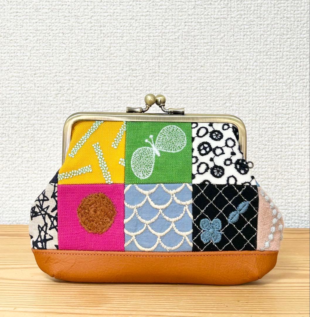 【該当者さま専用作品につきご購入不可となります】パッチワーク 親子がま口ポーチ