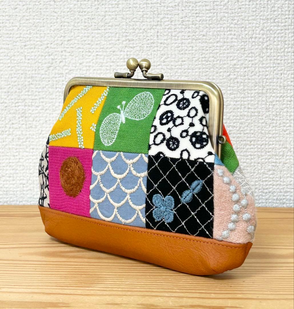 【該当者さま専用作品につきご購入不可となります】パッチワーク 親子がま口ポーチ