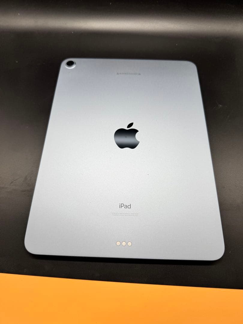 y*i様 【美品】iPad Air (M3) 11インチ 256GB スペースグ