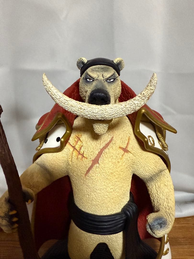 【期間限定値下げ】白ひげ シロクマ フィギュアーツzero